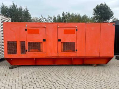 FG Wilson P-500P1 - 500 kVA Used generator - DPX-12680 Photo 1