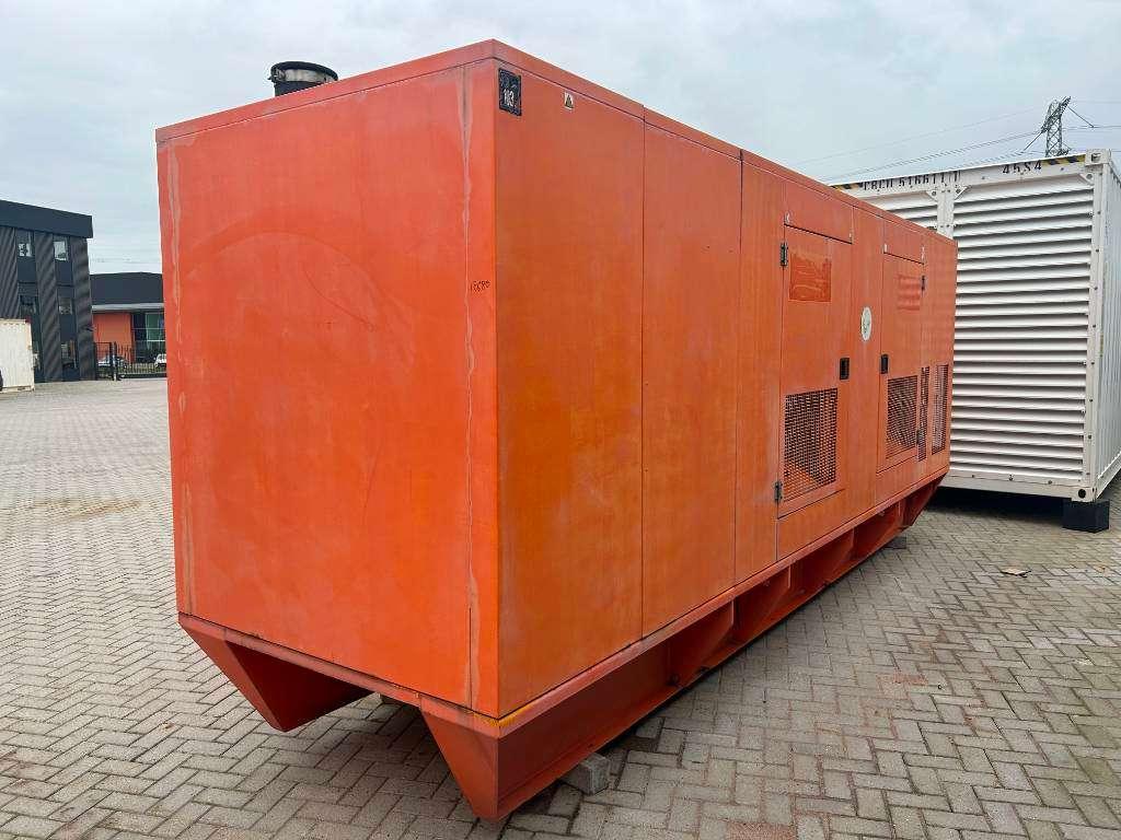 FG Wilson P-500P1 - 500 kVA Used generator - DPX-12680 Photo 4