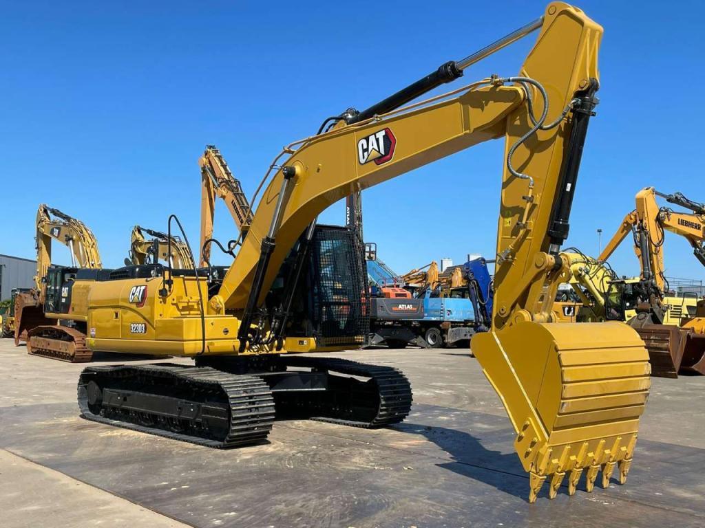 Caterpillar 323D3 Photo 4