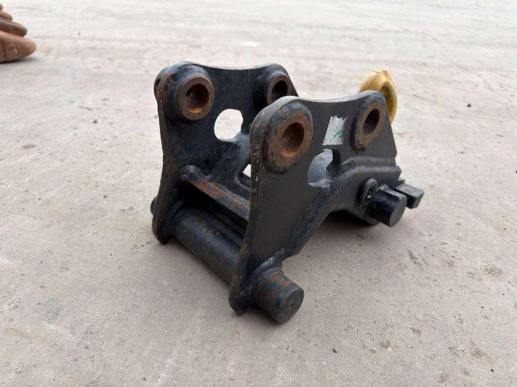 Verachtert CW05 - Caterpillar 301 Photo 4