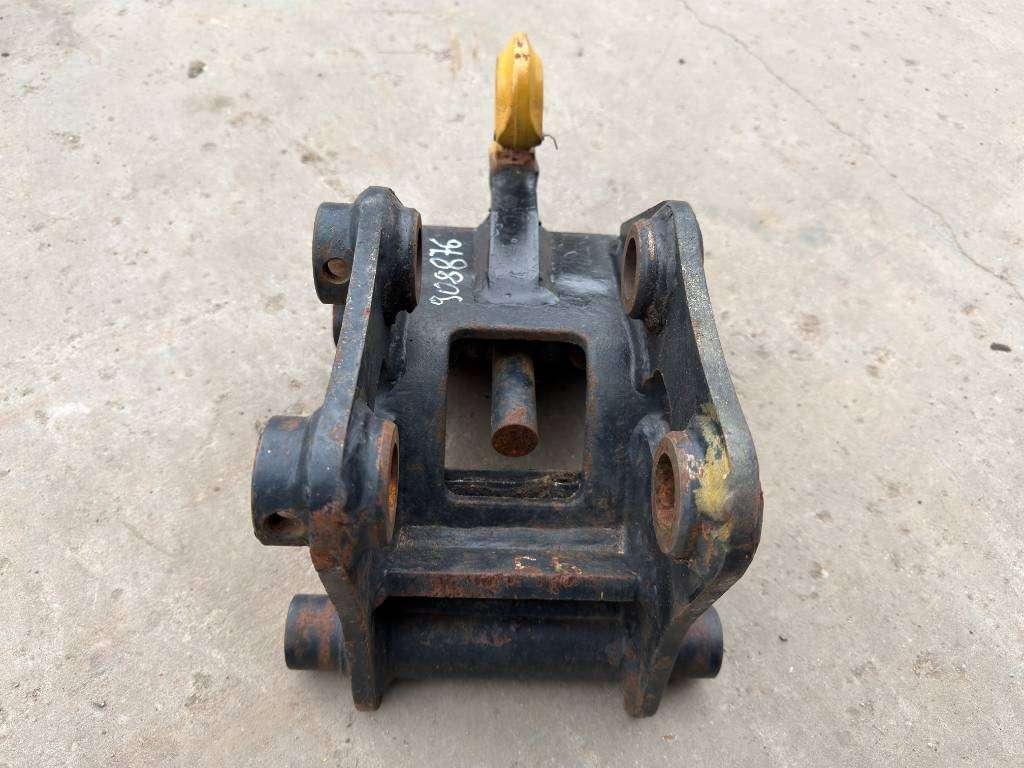 Verachtert CW05 - Caterpillar 301 Photo 5