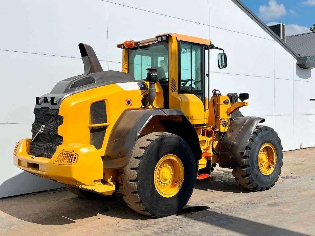 Volvo L90H - 3th Function + Quick Coupler Photo 4