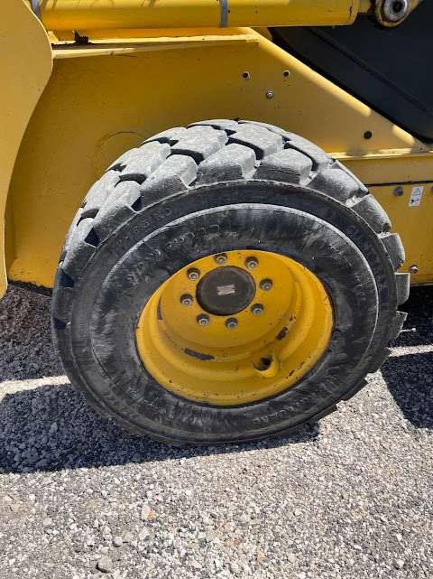 Komatsu SK1020 Photo 4