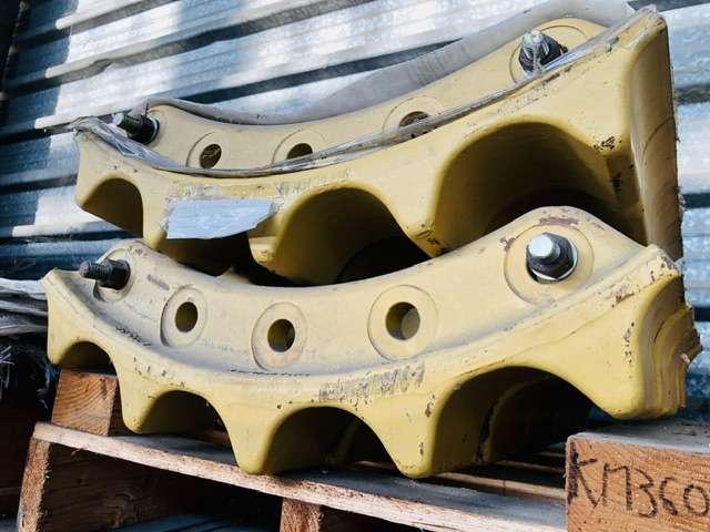 Segments de roues motrices pour Komatsu D275A Photo 1