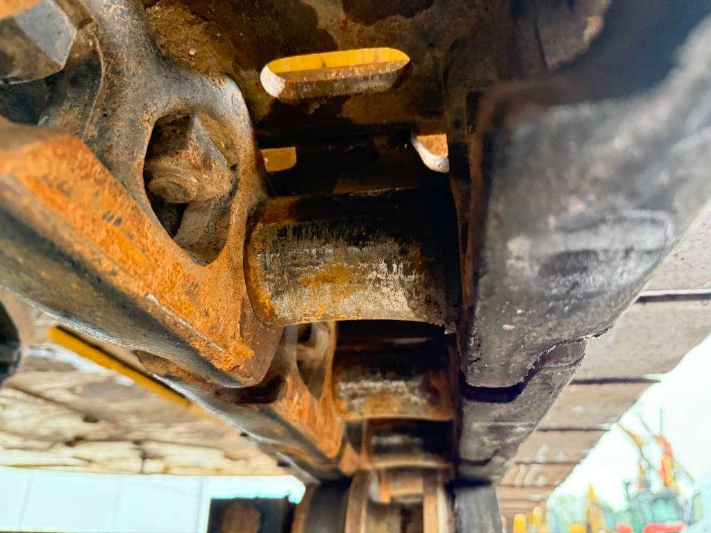 CAT 337FLN - German / OilQuick / Rear + Side Camera Photo 22