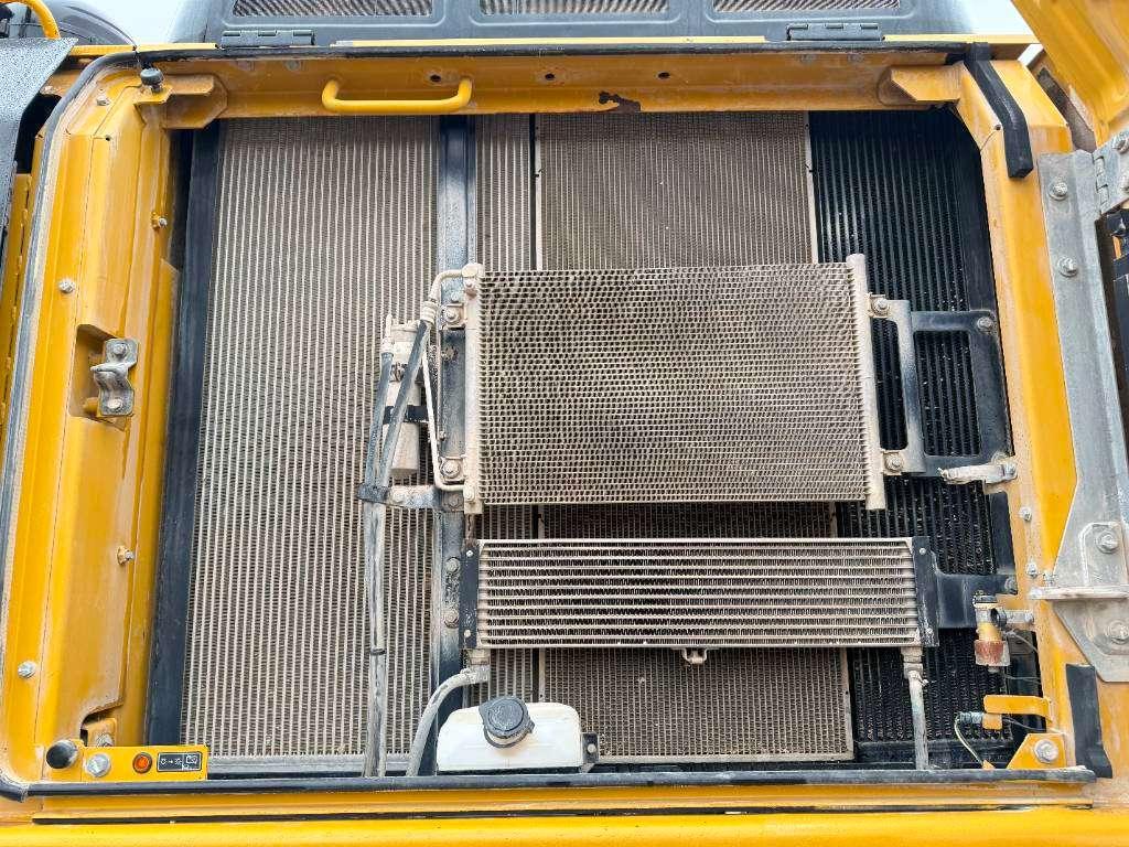 CAT 337FLN - German / OilQuick / Rear + Side Camera Photo 24