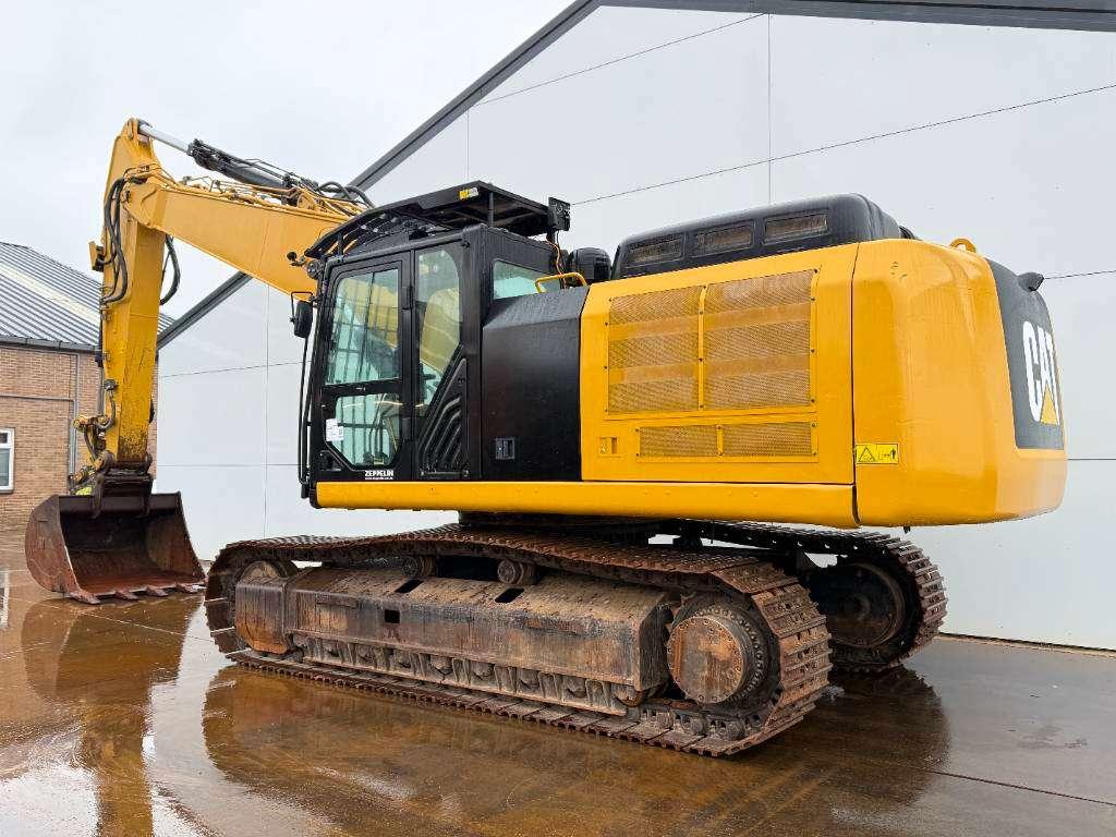 Caterpillar 337FLN - German / OilQuick / Rear + Side Camera Photo 3