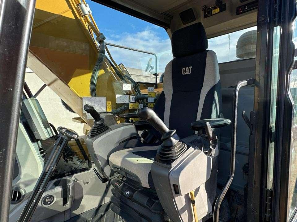 Caterpillar 323FLN Photo 15