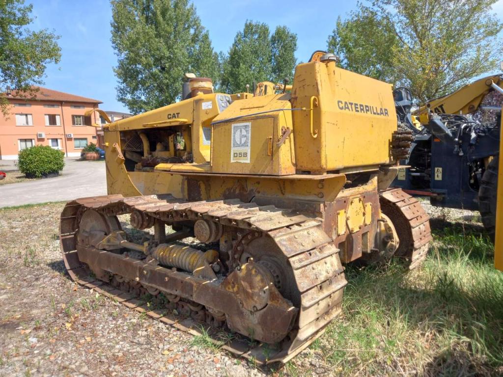 Caterpillar D5B Photo 3