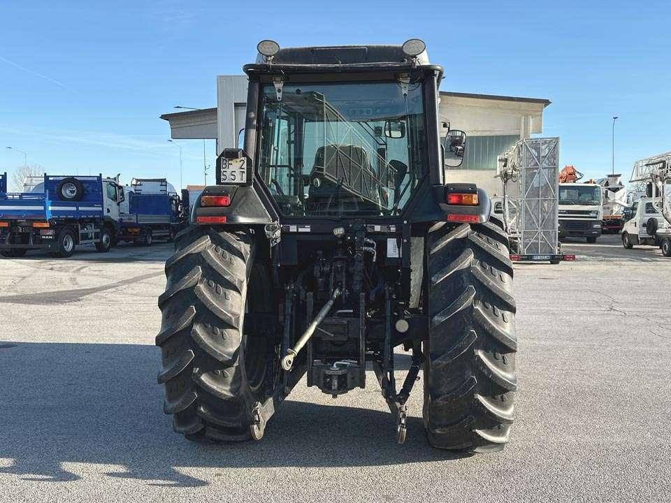 Massey Ferguson 4455 4X4 Photo 23