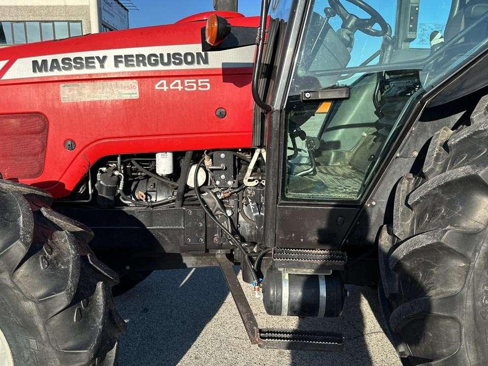 Massey Ferguson 4455 4X4 Photo 6