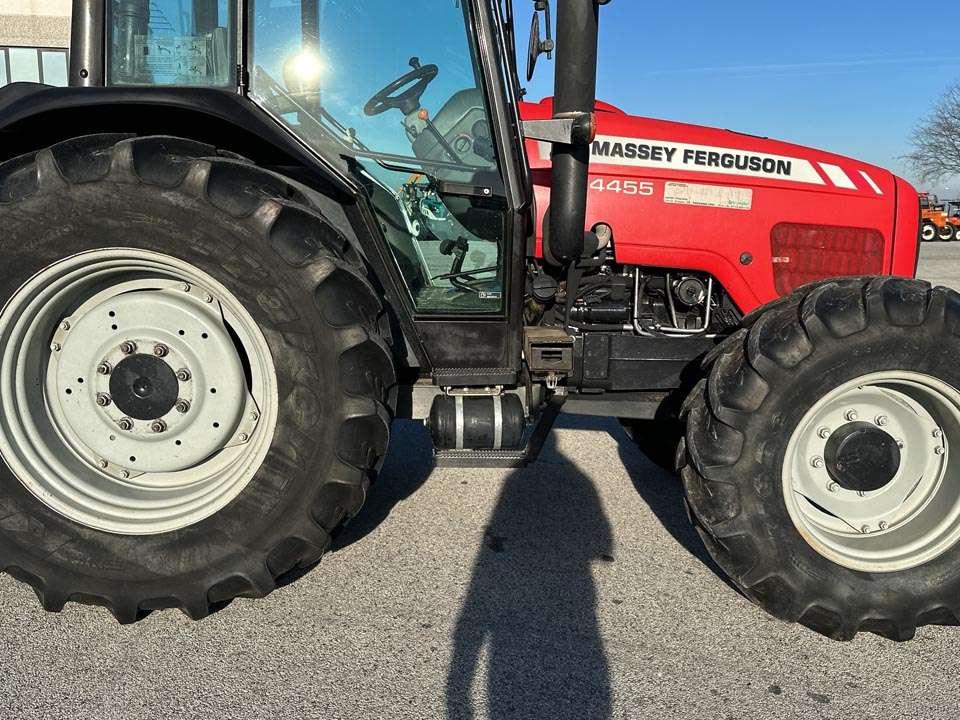 Massey Ferguson 4455 4X4 Photo 9