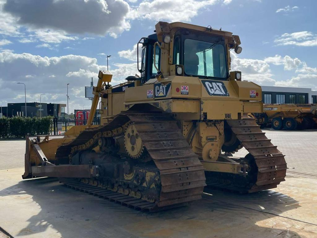 Caterpillar D6TLGP Photo 3