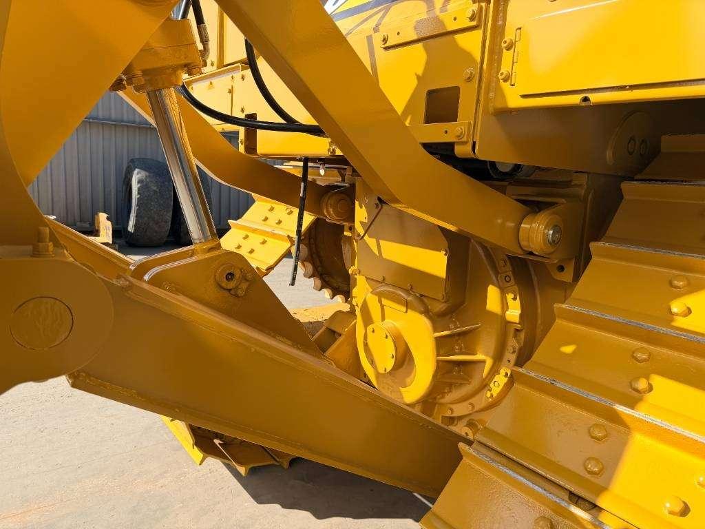 Caterpillar D6T XL Photo 25