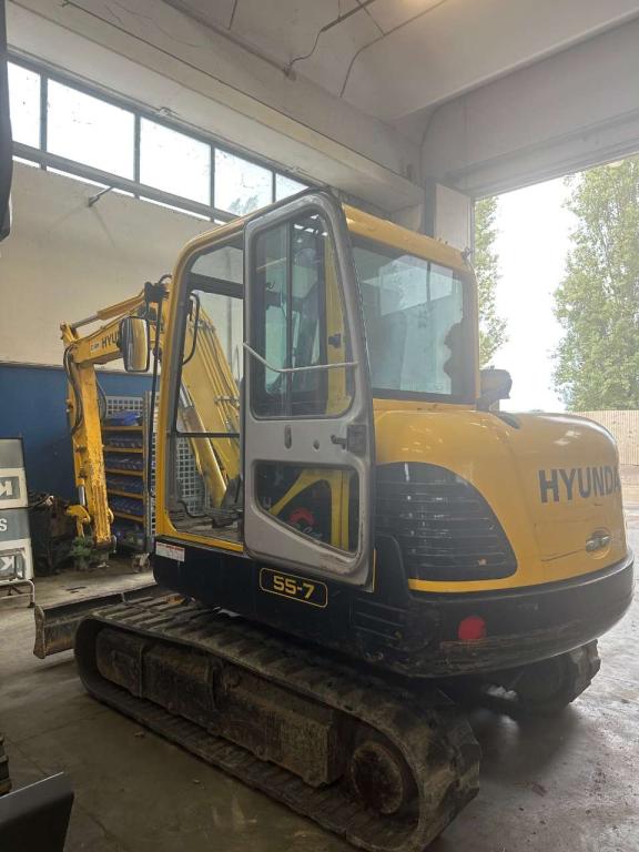 Hyundai R55-7 Photo 3