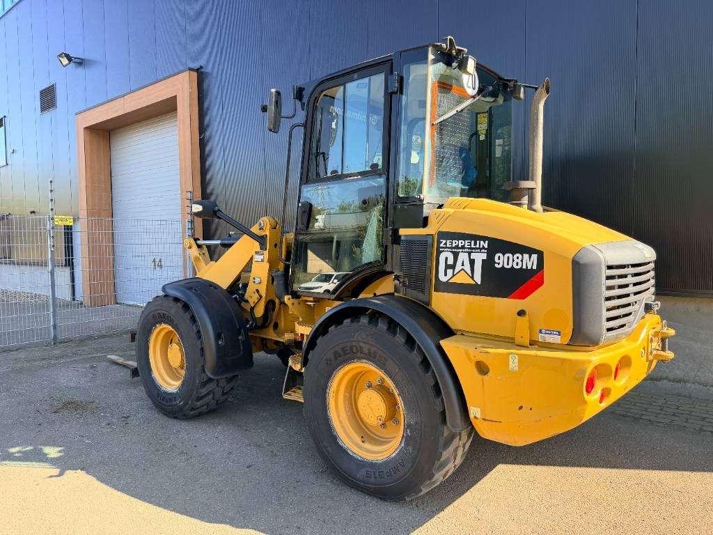 Caterpillar 908M | NEW TYRES Photo 25