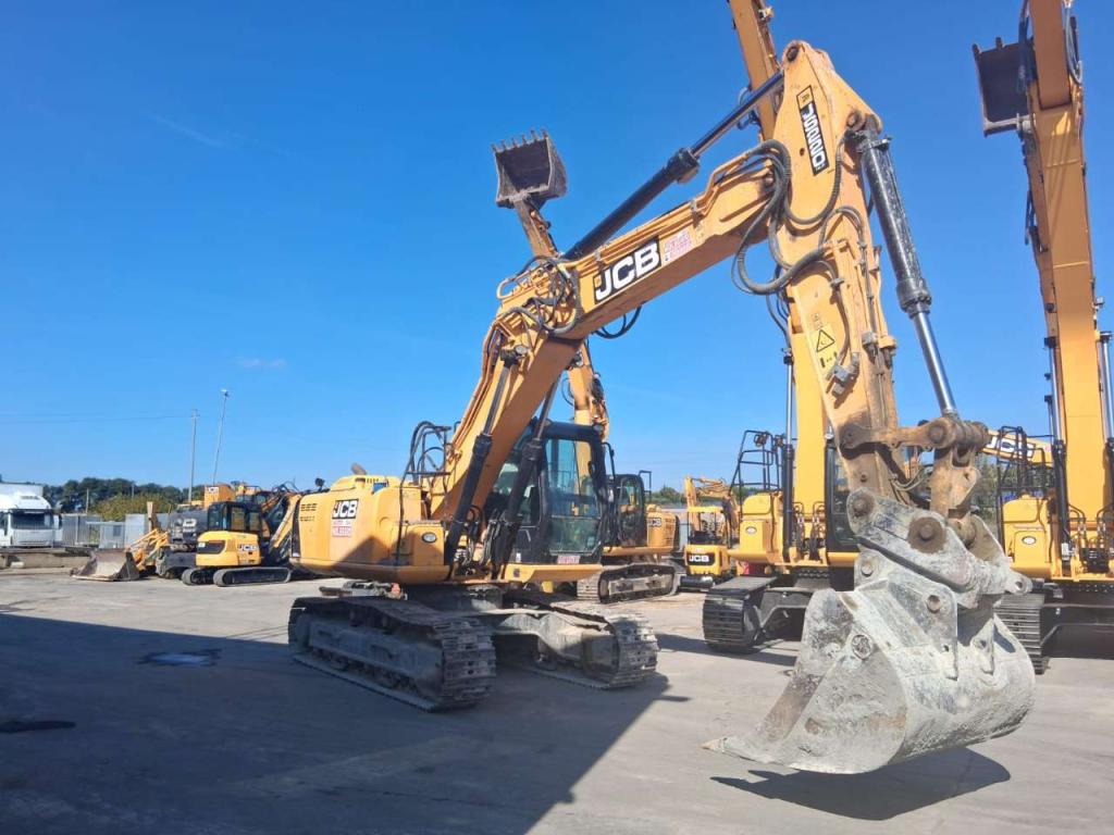 JCB JS 220 Photo 10