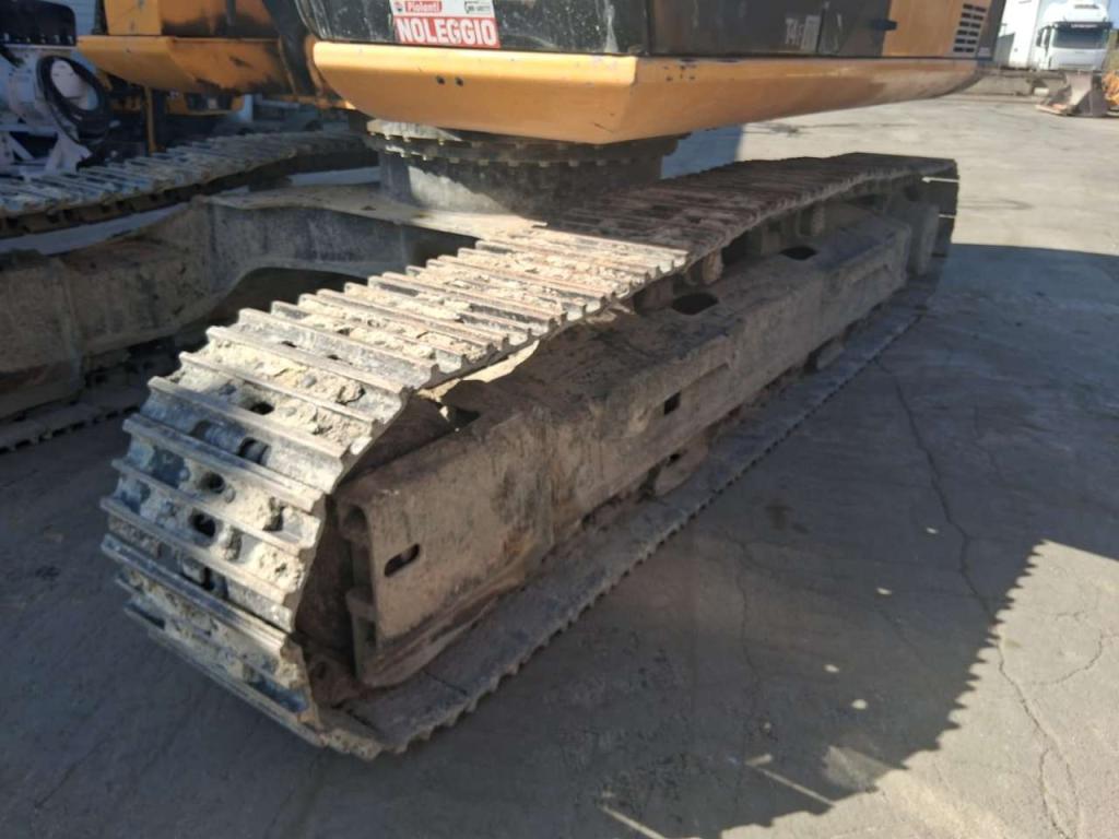 JCB JS 220 Photo 4