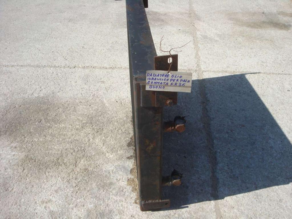 Refroidisseur d'huile hydraulique pour Fiat Allis FR35 Photo 4