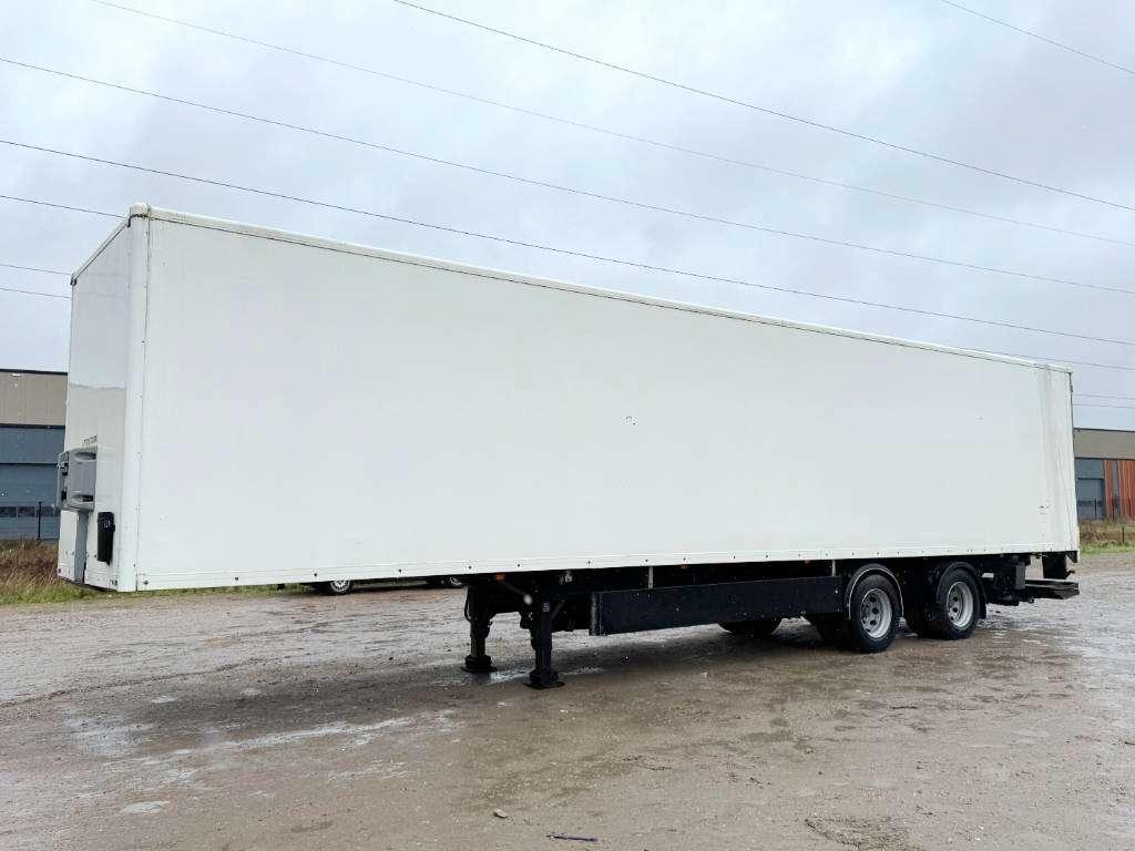 Fruehauf ONCRK 32-220 A - Taillift / Forced Steering Photo 1