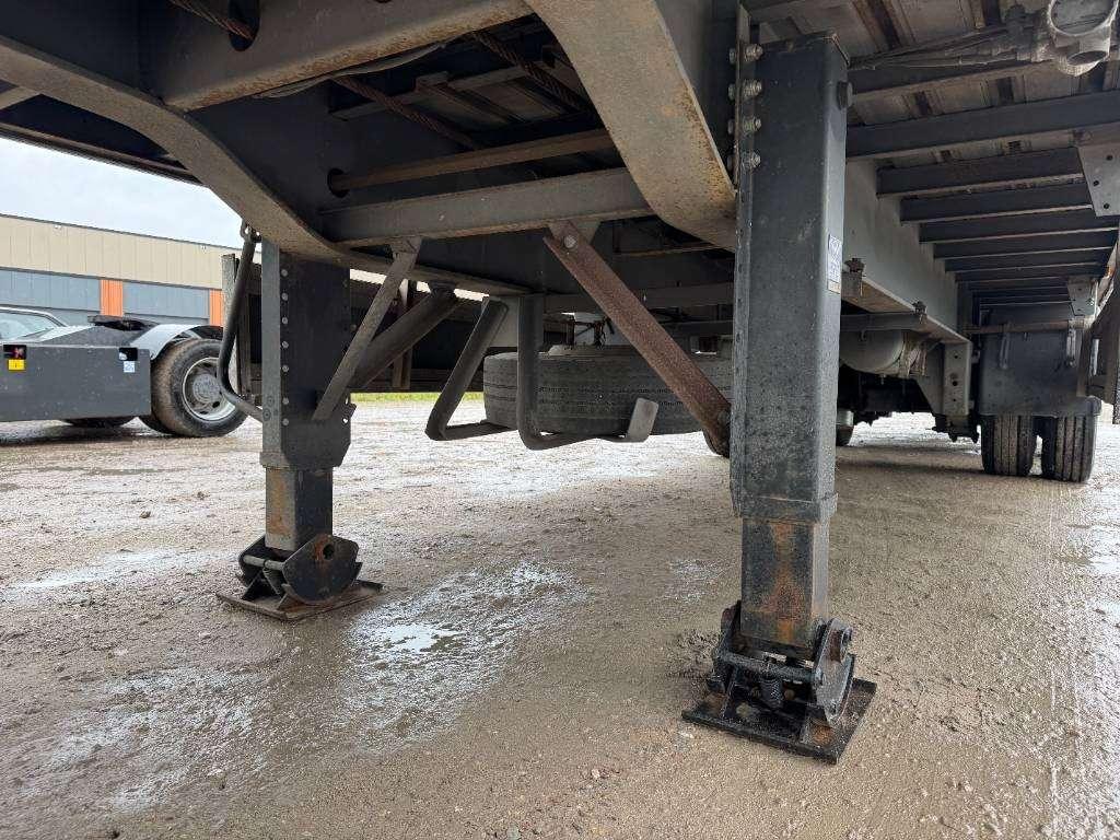 Fruehauf ONCRK 32-220 A - Taillift / Forced Steering Photo 12