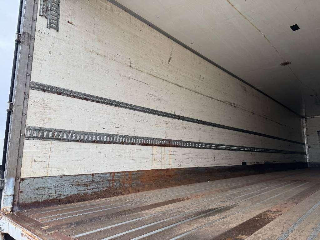 Fruehauf ONCRK 32-220 A - Taillift / Forced Steering Photo 23
