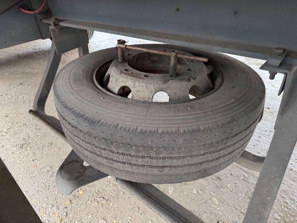 Fruehauf ONCRK 32-220 A - Taillift / Forced Steering Photo 9