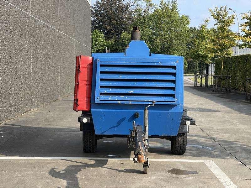 Atlas Copco XAHS 186 DD - N Photo 2