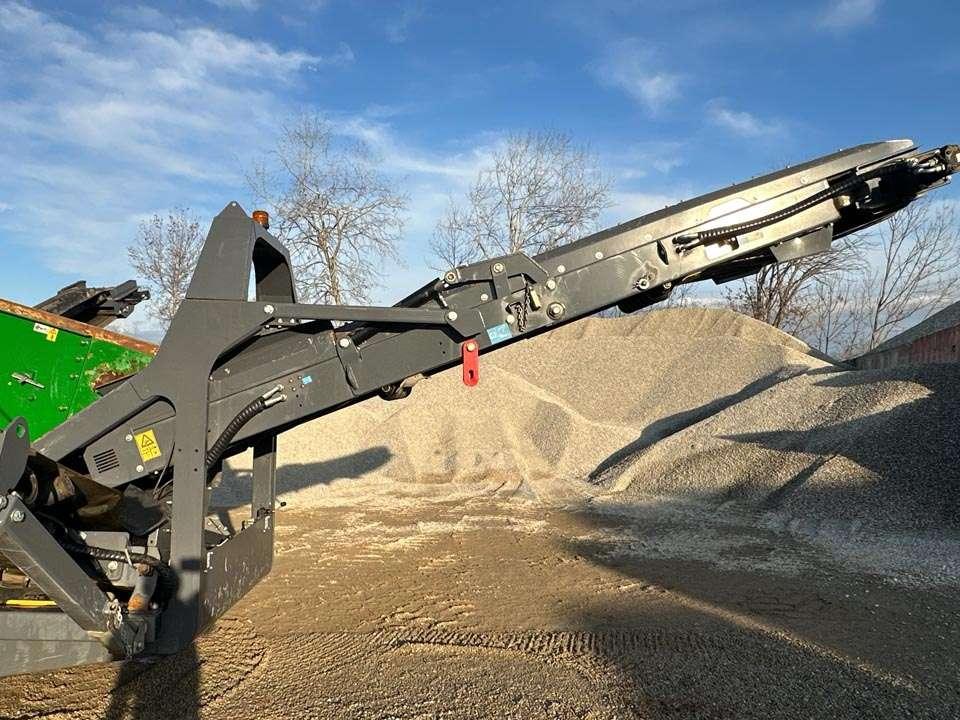McCloskey R70 Photo 12