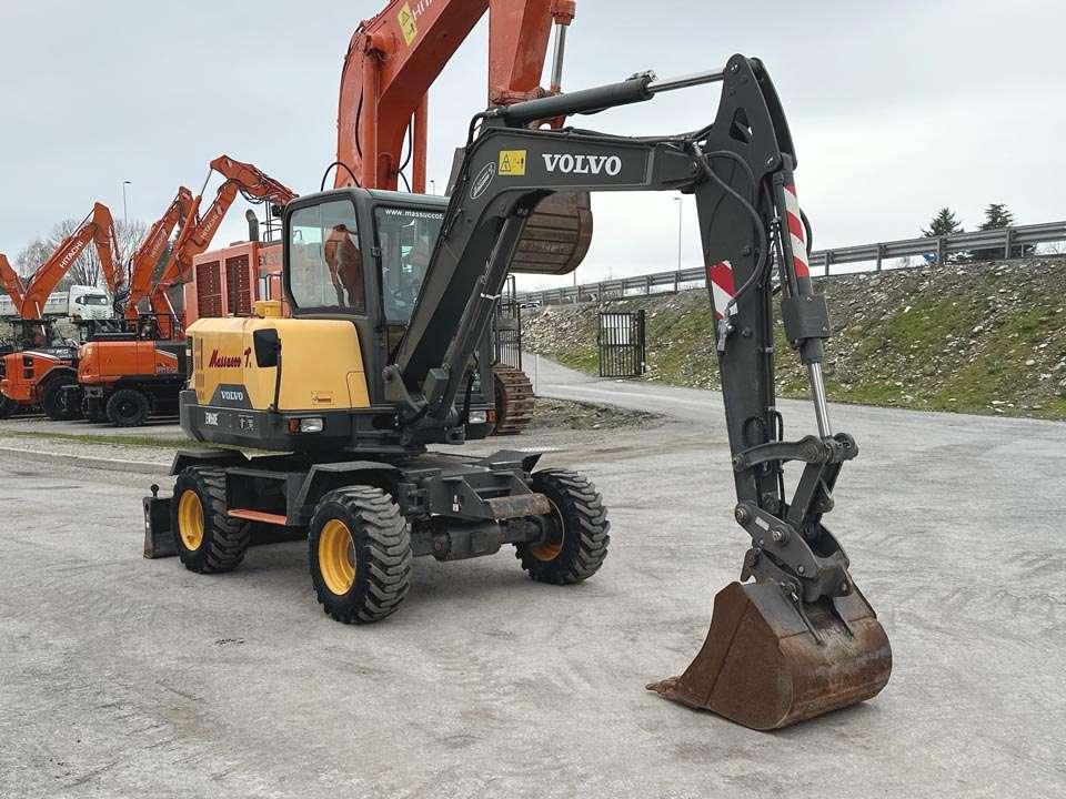 Volvo EW60E 4X4 Photo 19