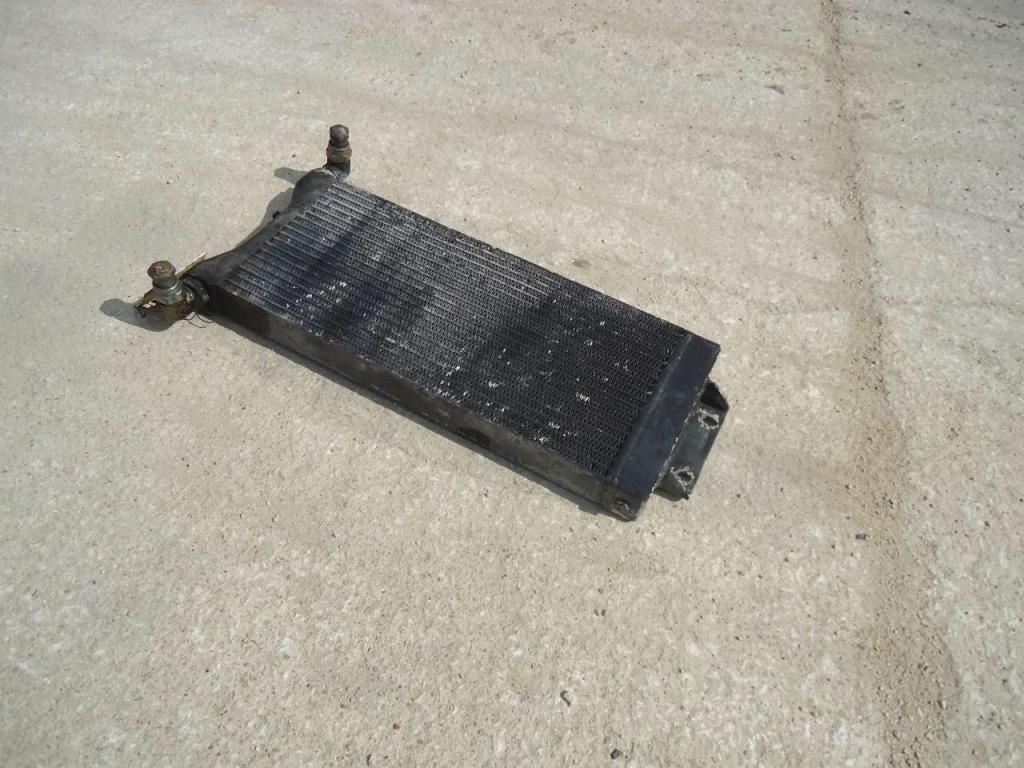 Refroidisseur d'huile hydraulique pour Fiat Kobelco W190 Photo 2