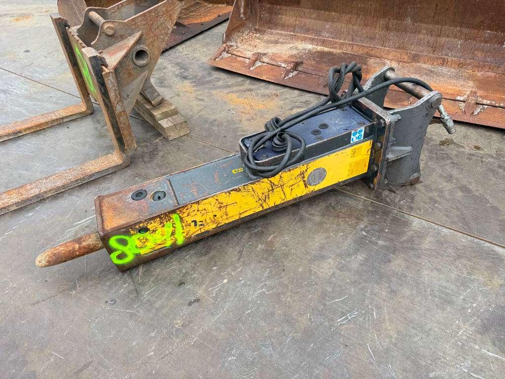 Mecalac 10MCR - Many extra attachments! Auto Lube Photo 21