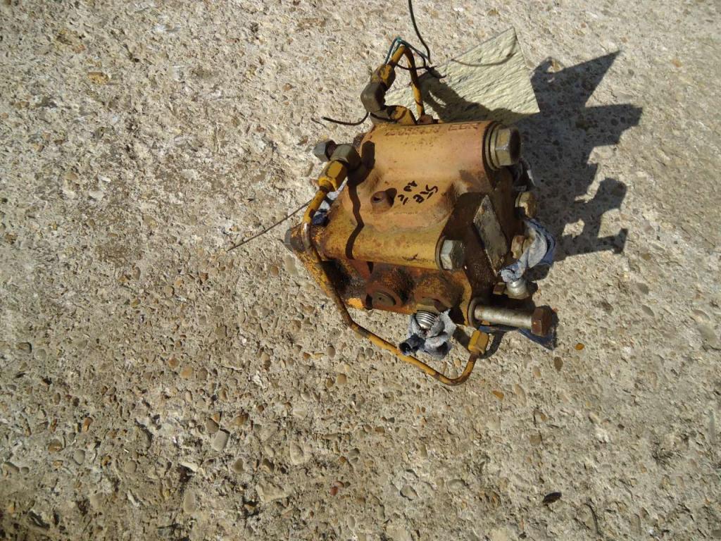 Distributeur d'embrayage de direction pour Fiat Allis FL10E Photo 2
