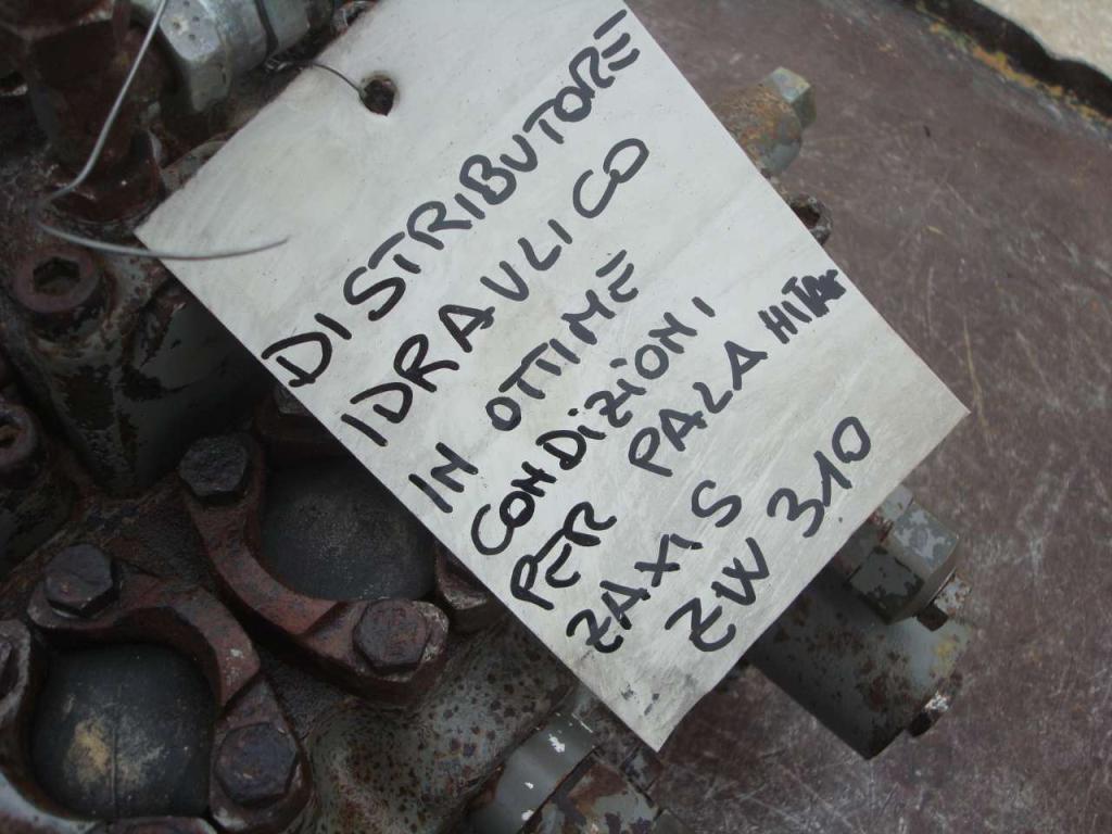 Distributeur hydraulique pour Hitachi ZW310 Photo 7