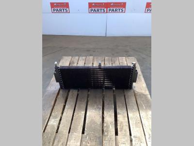 Refroidisseur d'huile hydraulique pour Caterpillar 924G en vente par Massucco T. Srl Area Ricambi