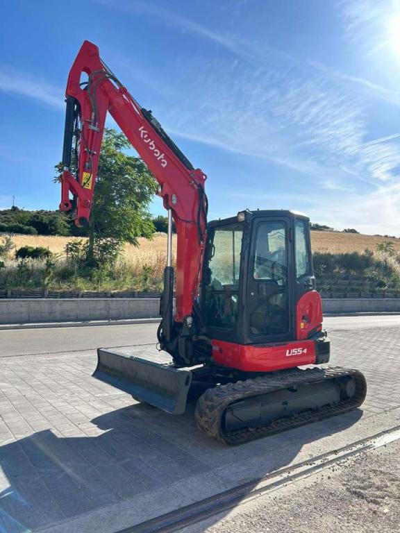 Kubota U55-4 Photo 1