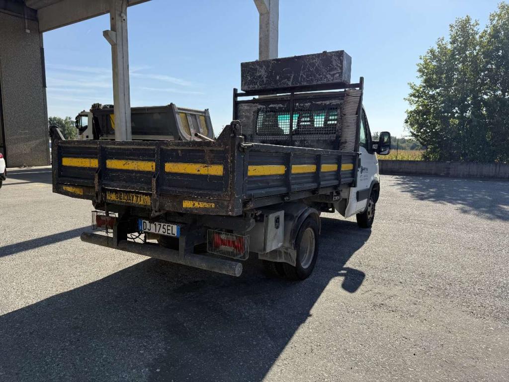 Iveco DAILT 35E4 Photo 6