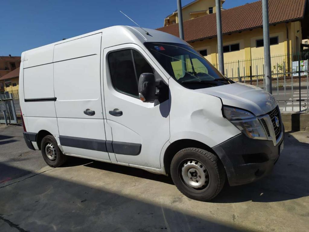 Nissan NV400 Photo 3