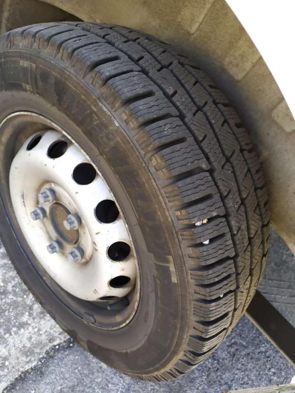 Nissan NV400 Photo 7
