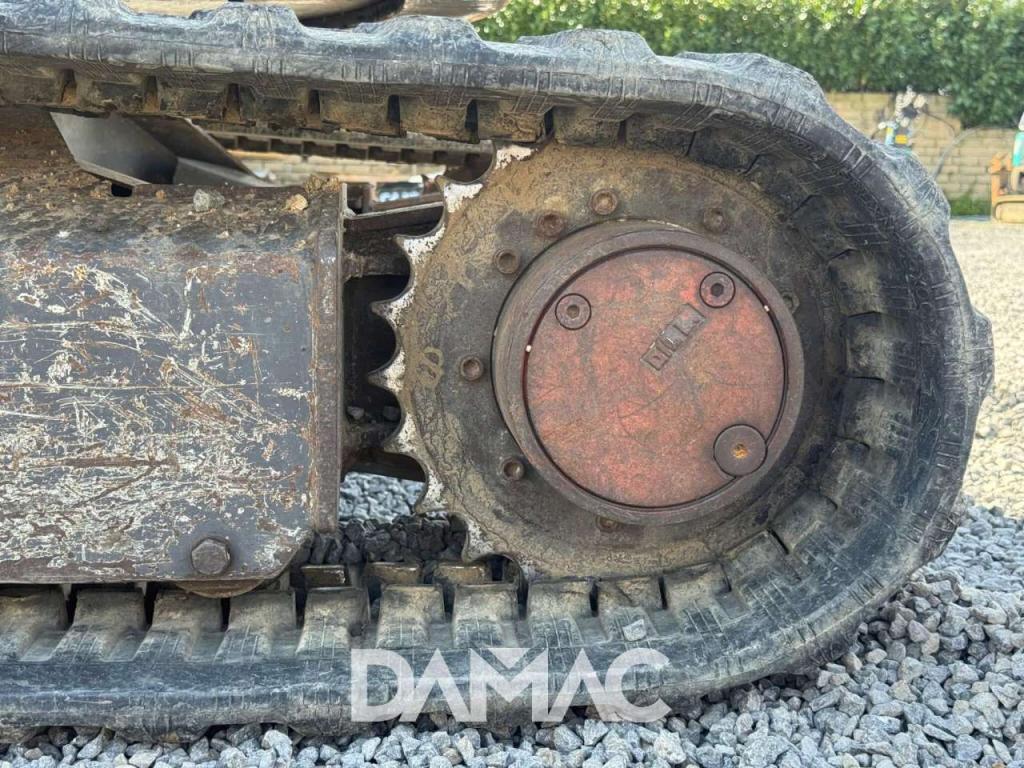New Holland E35.2SR Photo 29