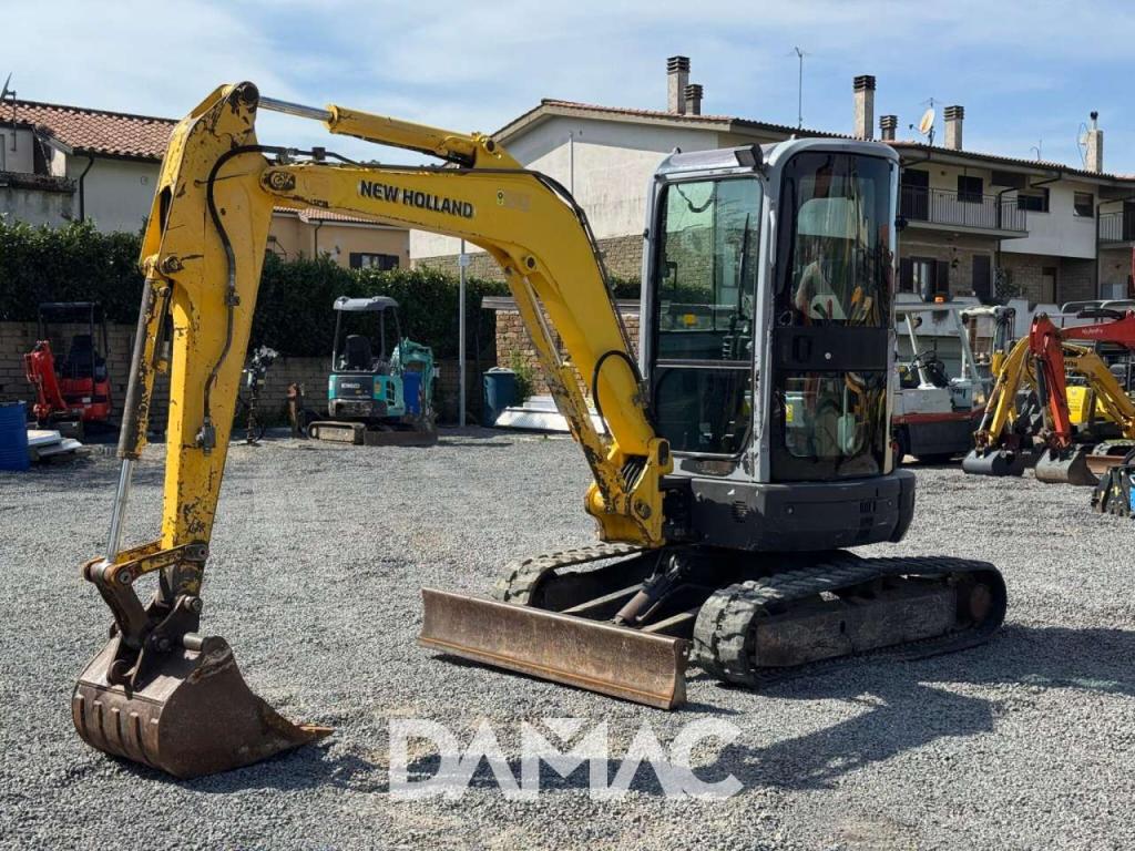 New Holland E35.2SR Photo 7