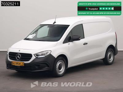 Mercedes-Benz Citan 112 CDI L2H1 LED Klima Kamera Tempomat Parkensensoren Euro6 L2 Airco Cruise control en vente par BAS World B.V.