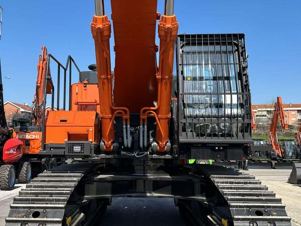 Hitachi ZX530LCH-7 Photo 6