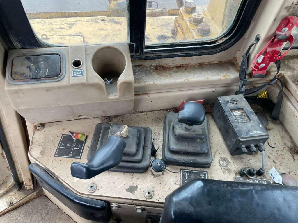 Caterpillar D8N Photo 23