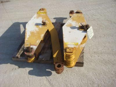 Bielle et supports de fermeture de godet pour PALA GOMMATA FR12 en vente par OLM 90 Srl