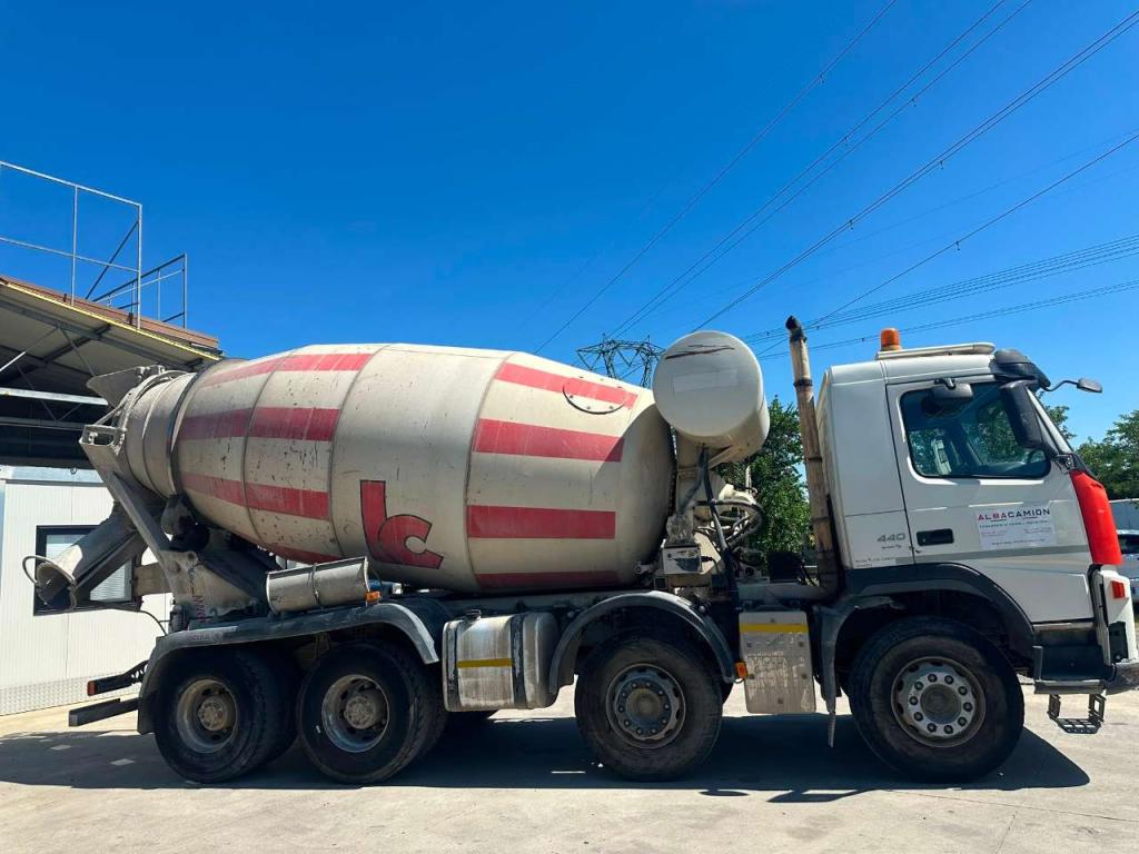 Volvo FM 12 440 Photo 7
