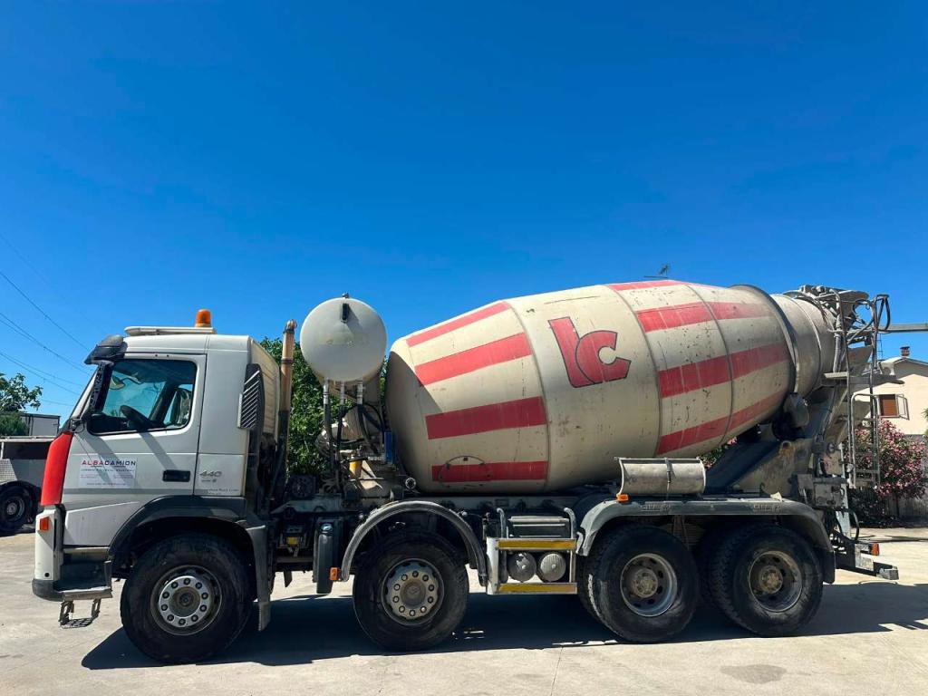 Volvo FM 12 440 Photo 8