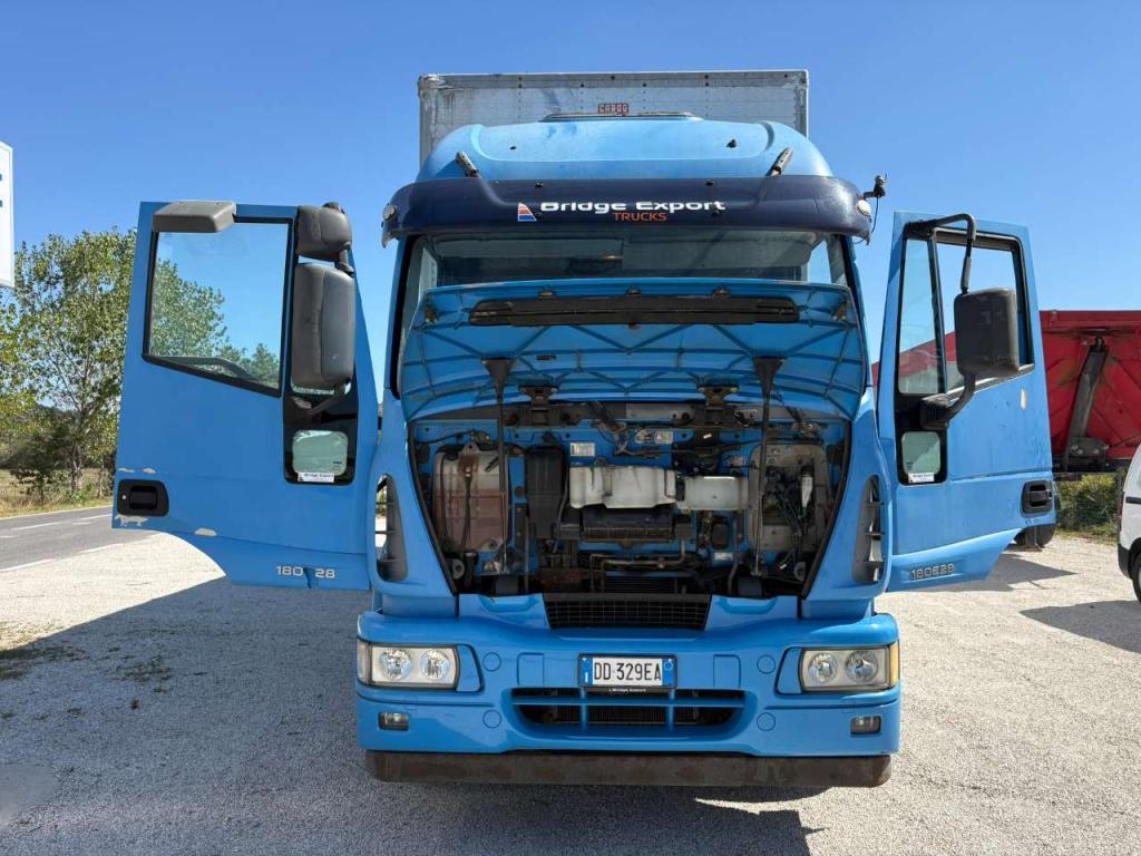 Iveco EUROCARGO 180E28 furgonato Photo 11