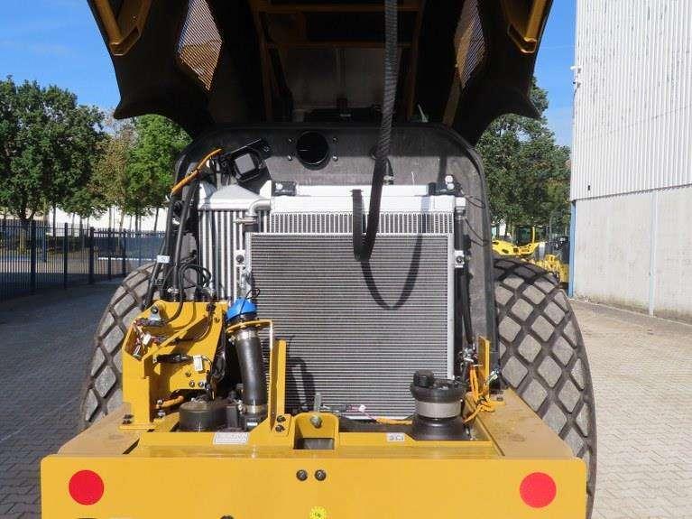 Caterpillar CS12 Photo 10
