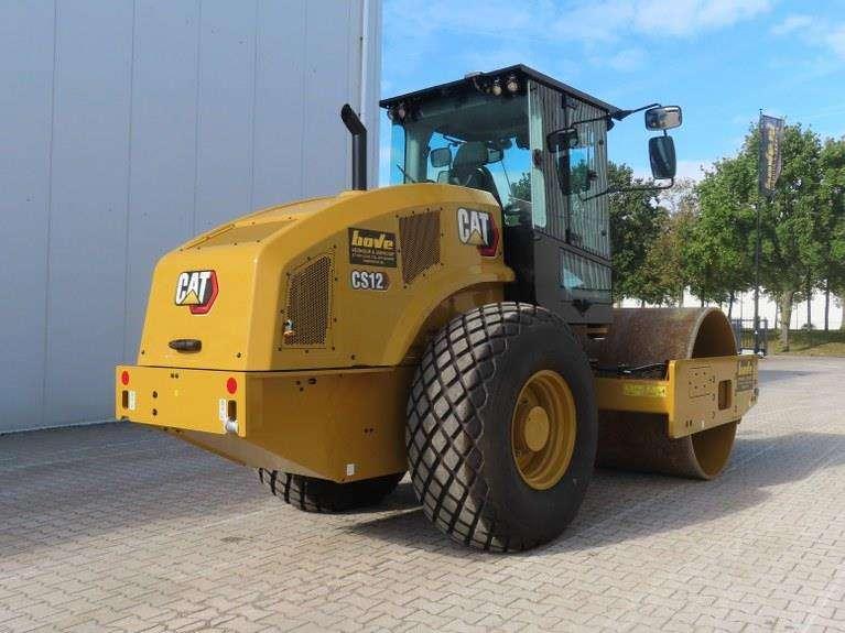 Caterpillar CS12 Photo 2